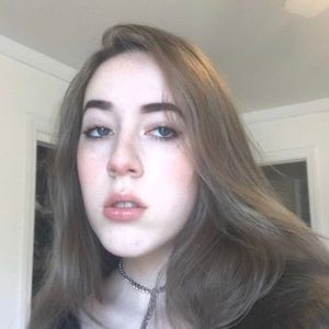 Meet your Posher, Raquel